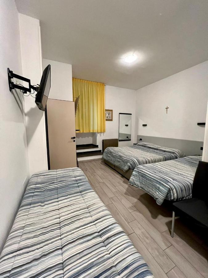 Hotel Centrale Cascia Exterior photo